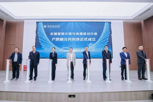 揚(yáng)州職業(yè)技術(shù)大學(xué)2025年江蘇普通高考本科專業(yè)招生技術(shù)咨詢指南